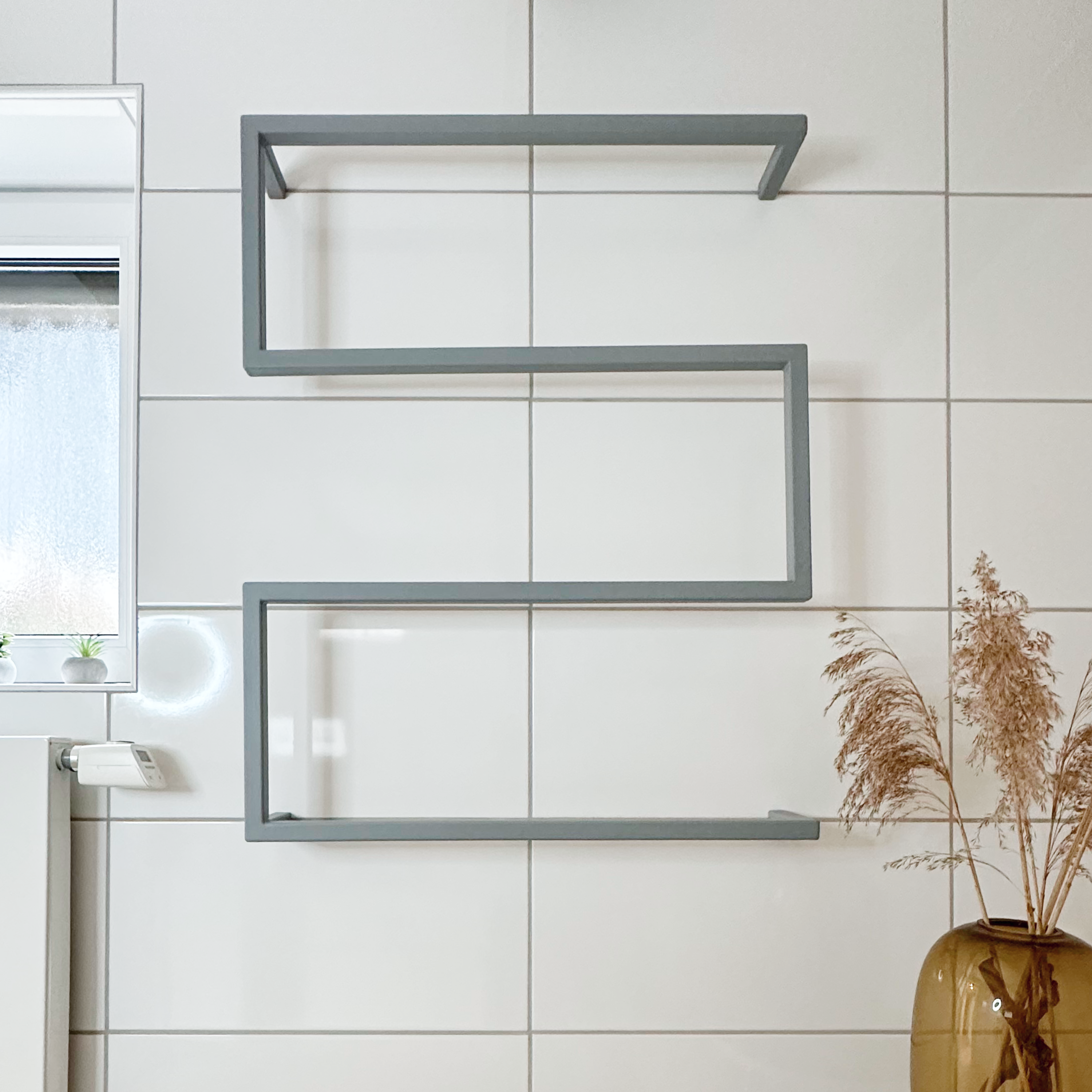 Design towel holder made of metal