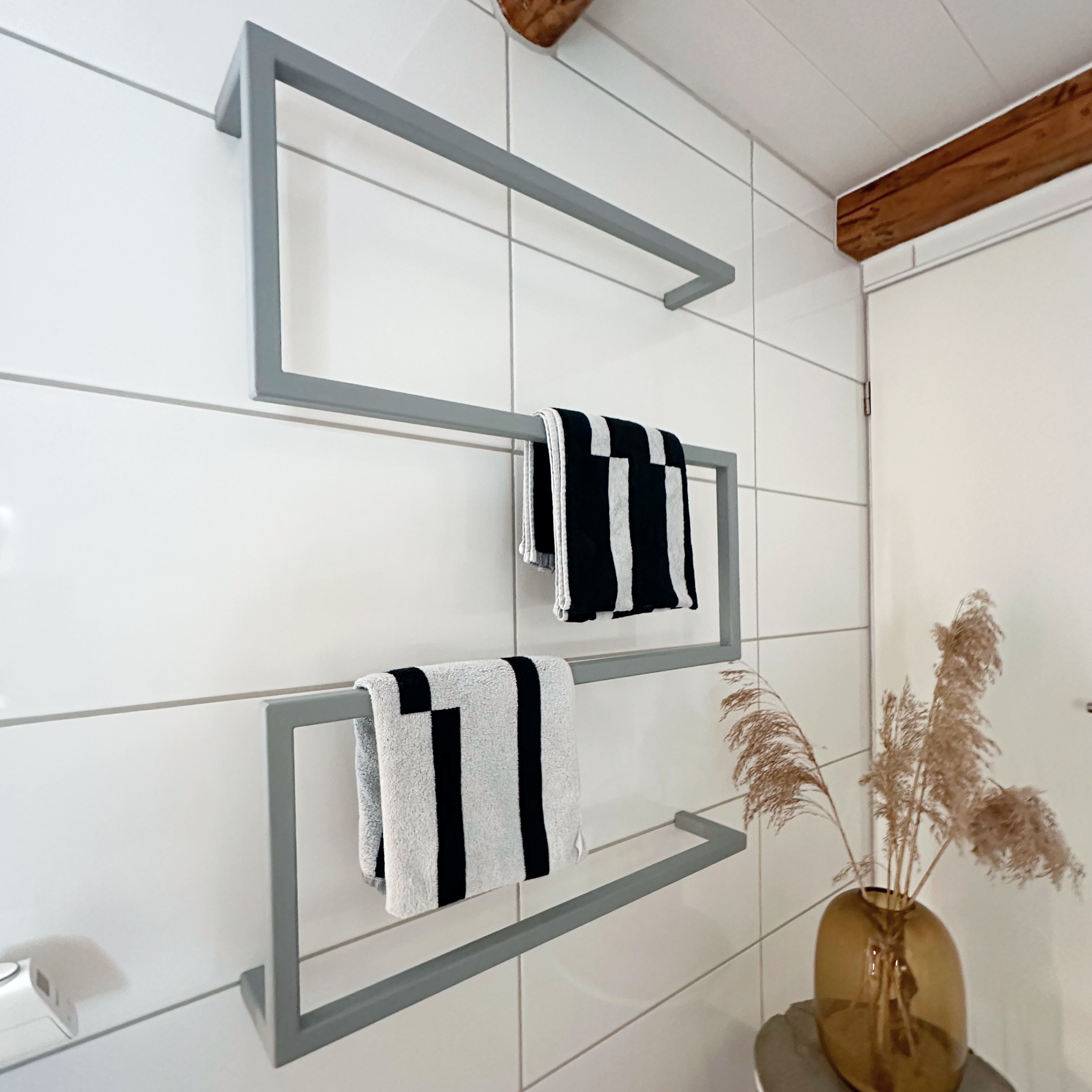 Design towel holder made of metal